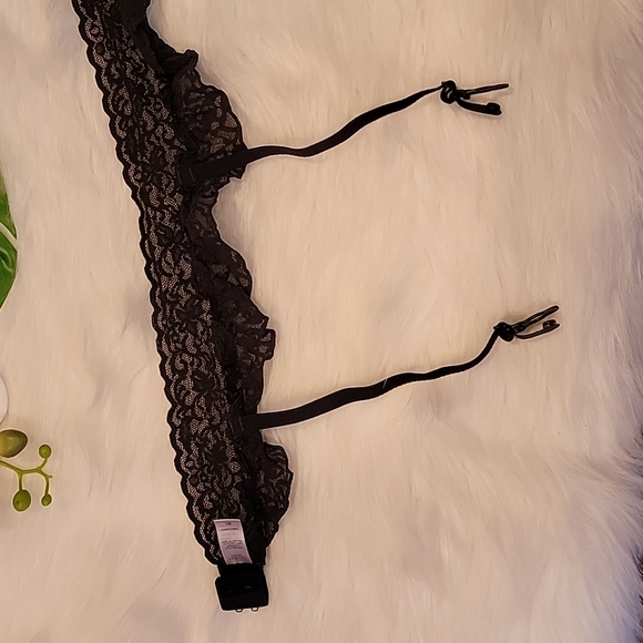 VICTORIA'S SECRET Sexy Black Lace Garter Belt Medium - Picture 5 of 8